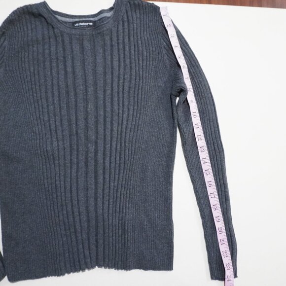 Liz Claiborne Large Knit Sweater - Picture 8 of 8